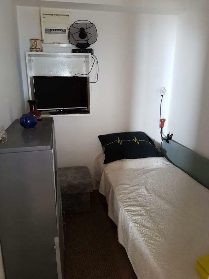 Drvenik, Apartman 1M From Sea Drvenik  Luaran gambar