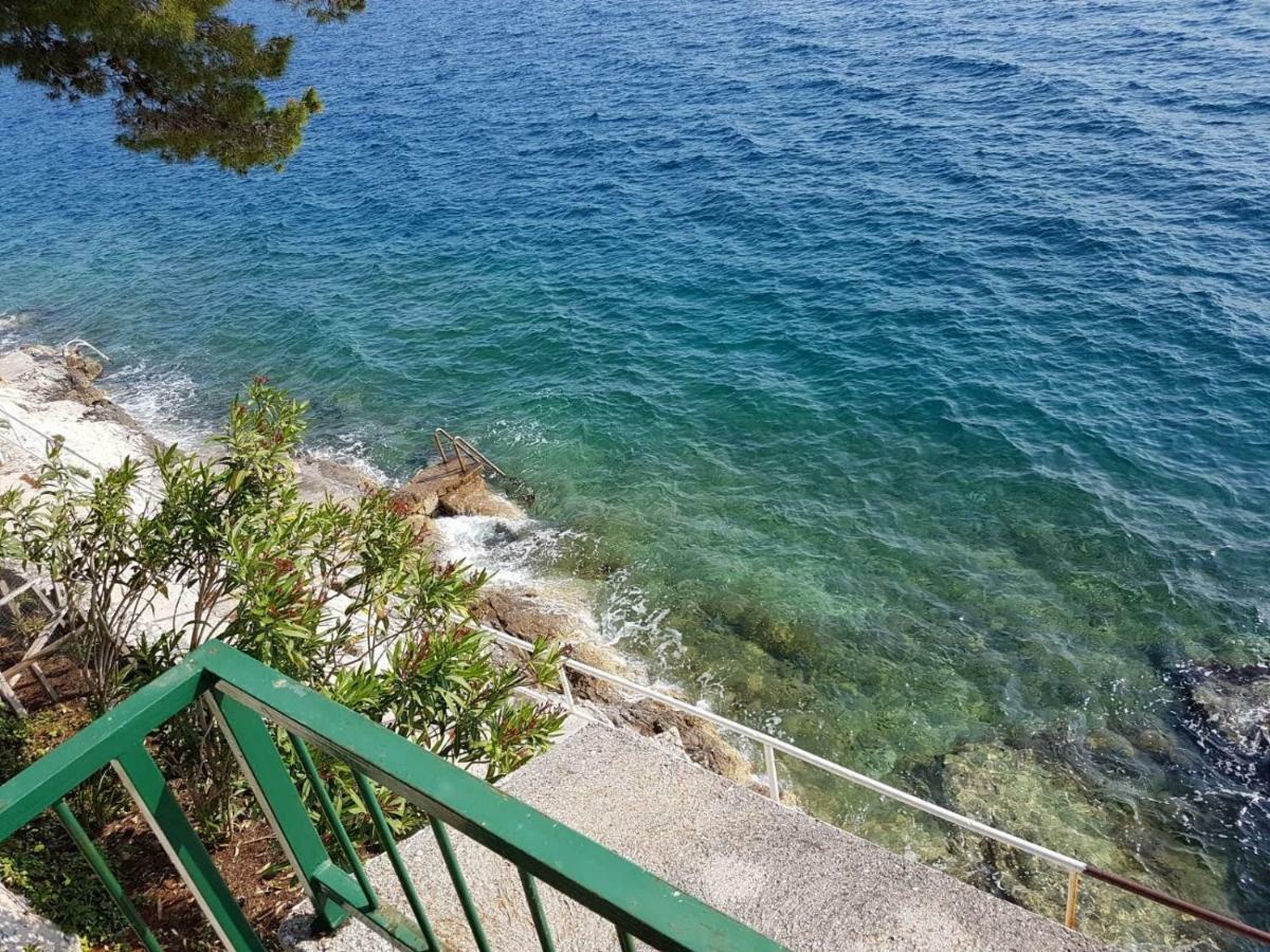 Drvenik, Apartman 1M From Sea Drvenik  Luaran gambar